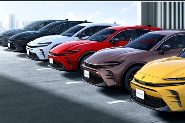 SPORT Z（2.5Lハイブリッド車）
